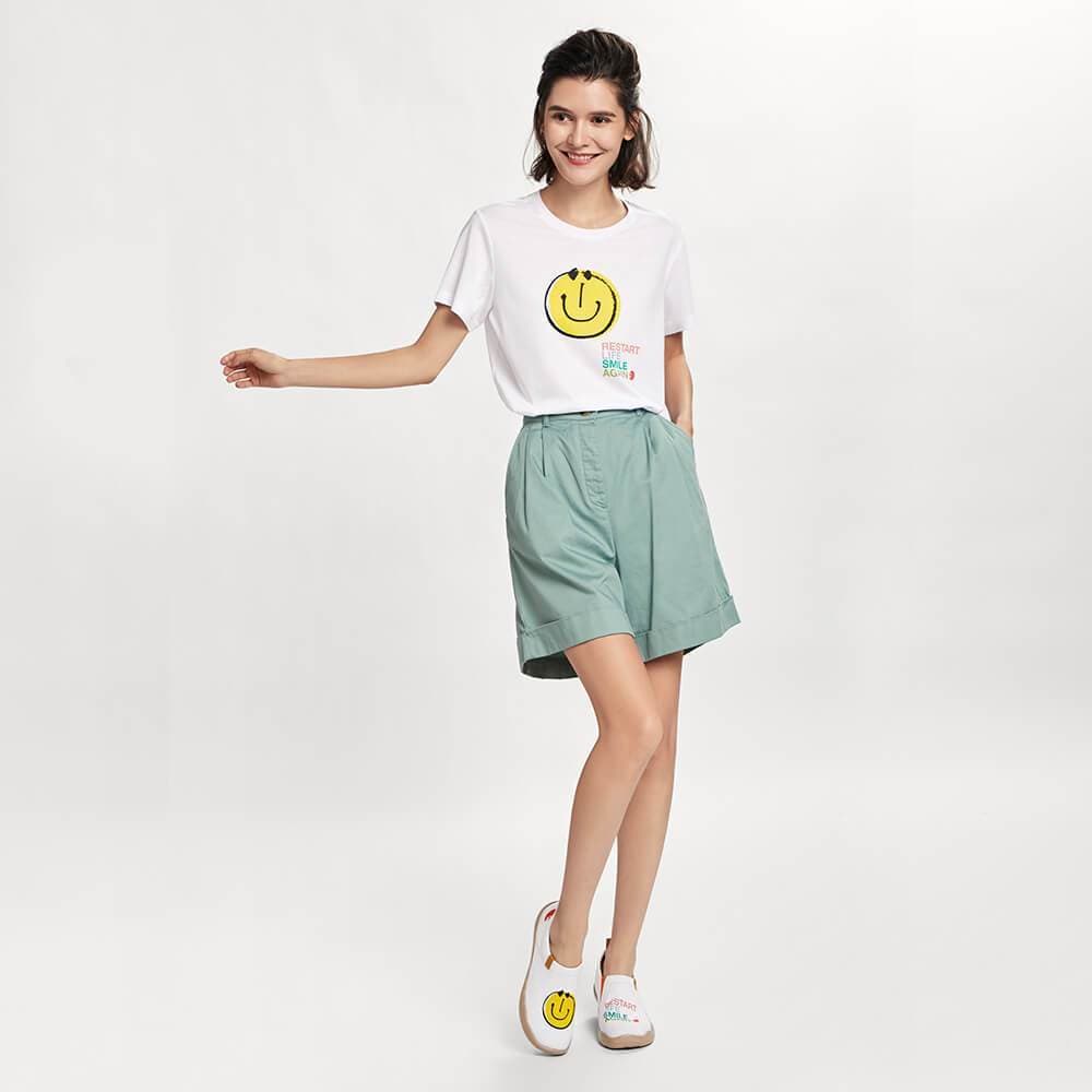 UIN Footwear T-shirt Smiley T-shirt Canvas loafers