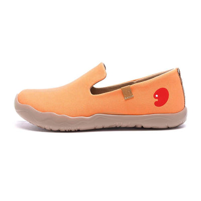 UIN Footwear Women Barcelona Canvas Orange Canvas loafers