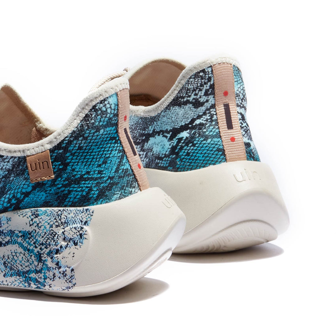 UIN Women Blue Scale San Sebastian II Women Canvas loafers