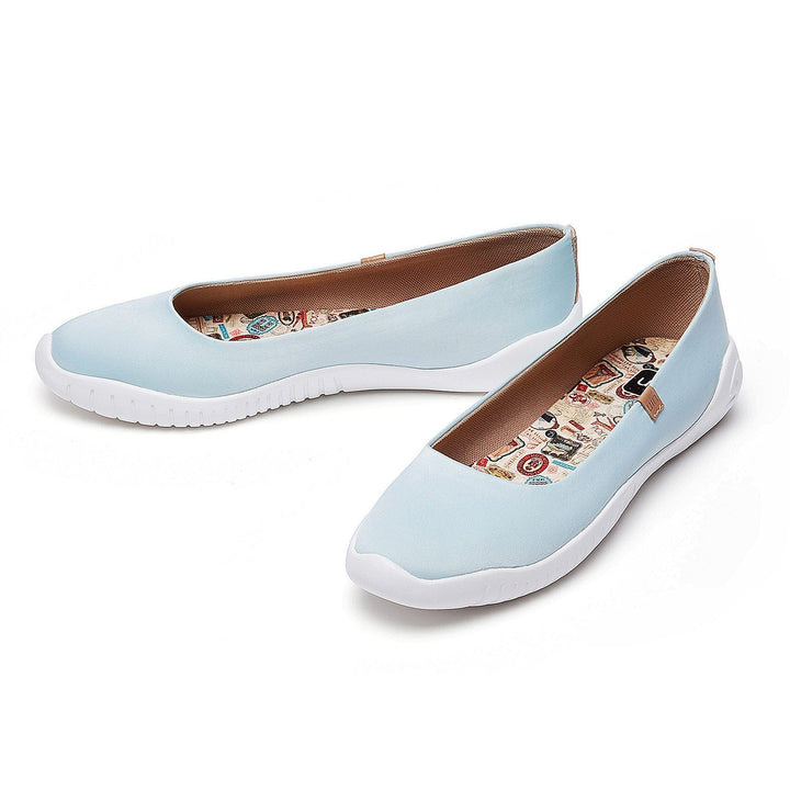 UIN Women Blue Sky Silk Minorca III Women Canvas loafers