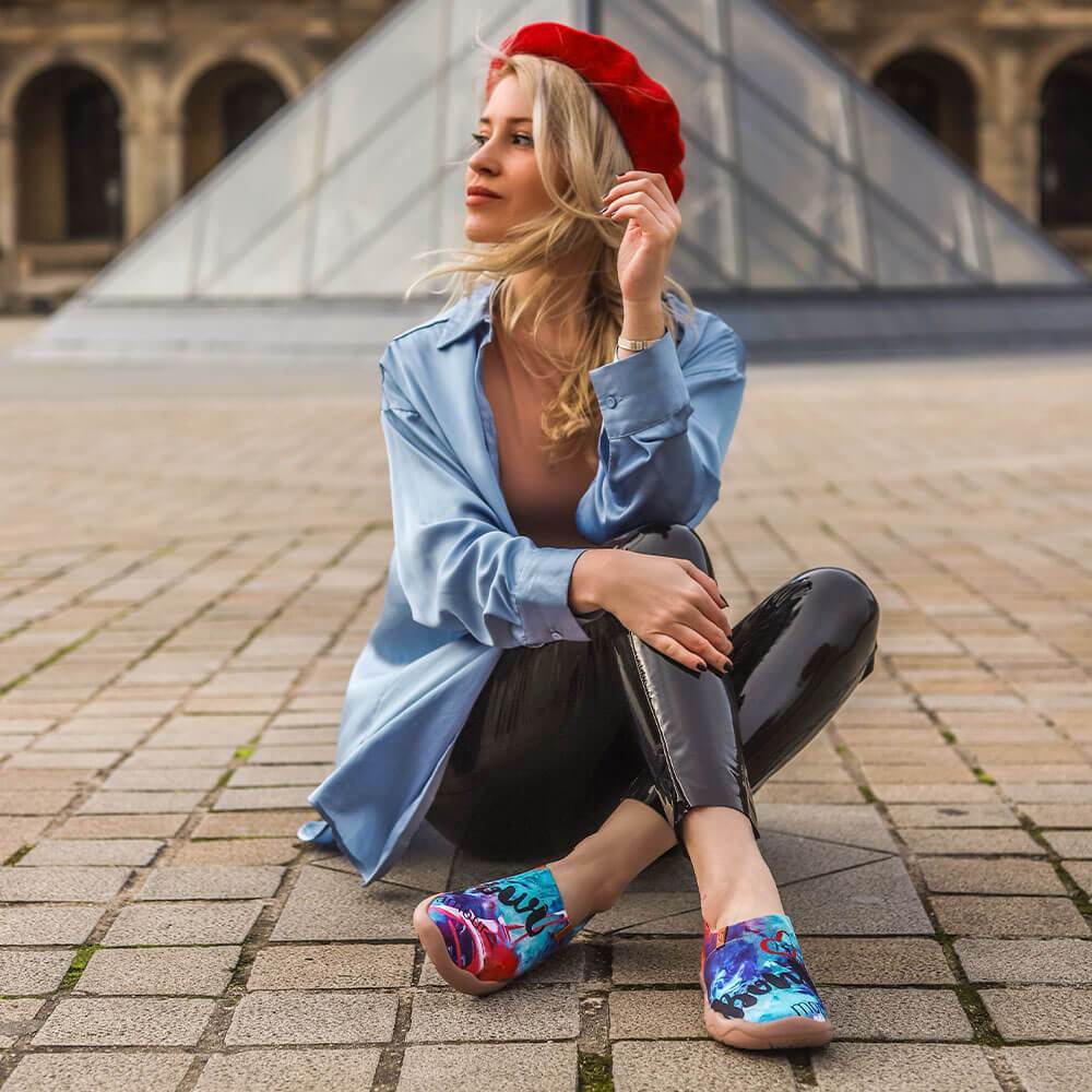 UIN Footwear Women Bonjour Canvas loafers