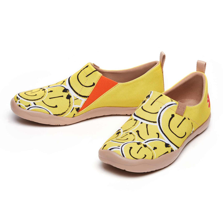 UIN Women Bubbling Smile Toledo I Women Canvas loafers
