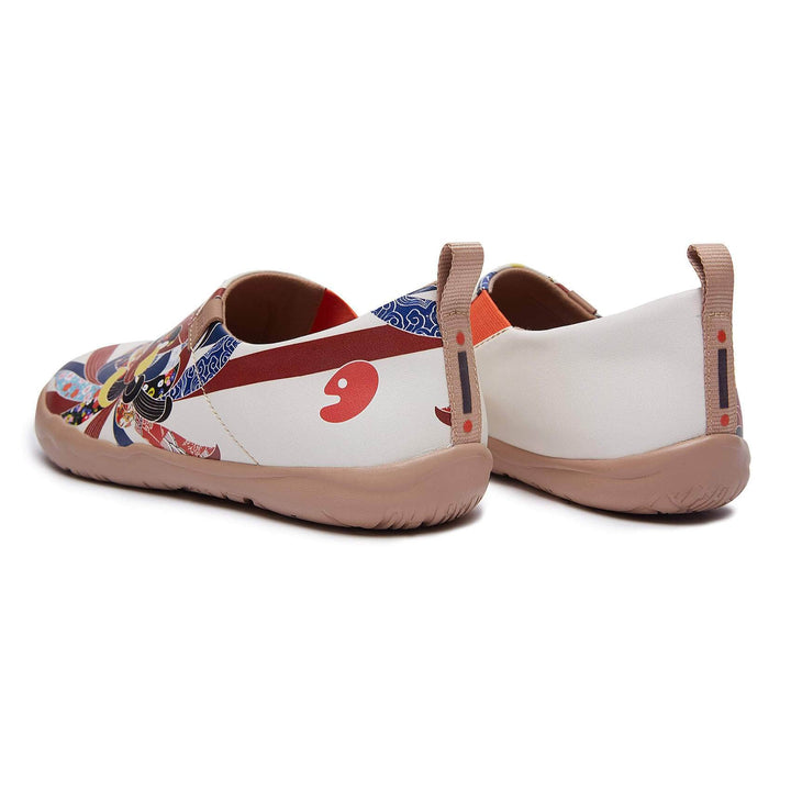 UIN Women Chrysanthemum Canvas loafers