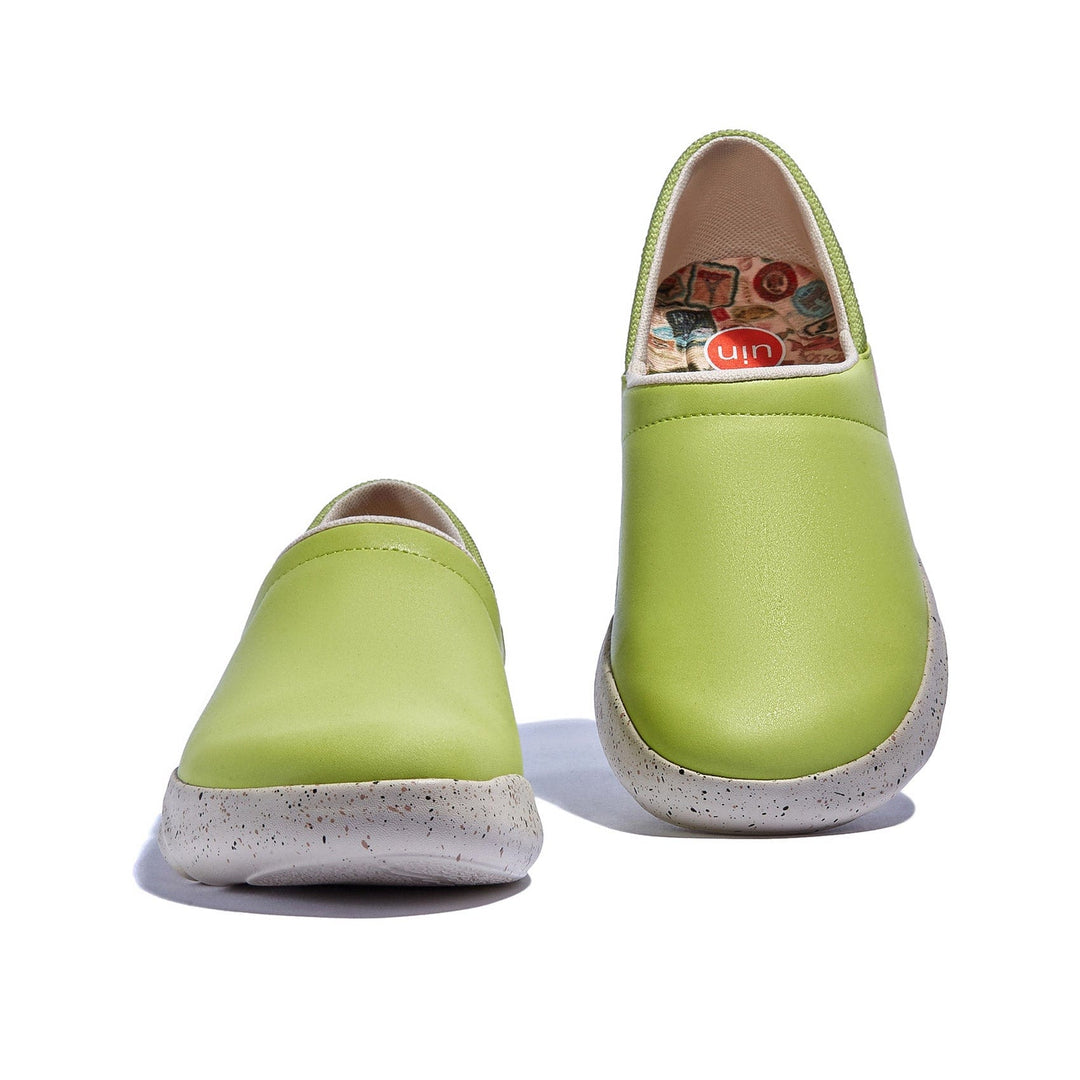 UIN Women Daiquiri Green Mojacar II Women Canvas loafers