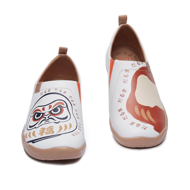 UIN Women Daruma-White Canvas loafers