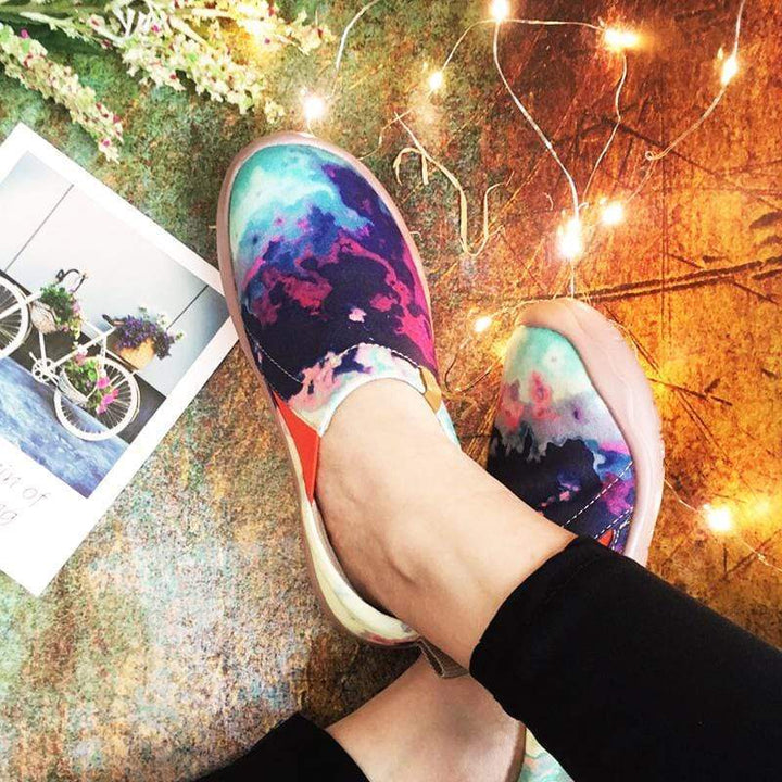 UIN Women Dream Canvas loafers