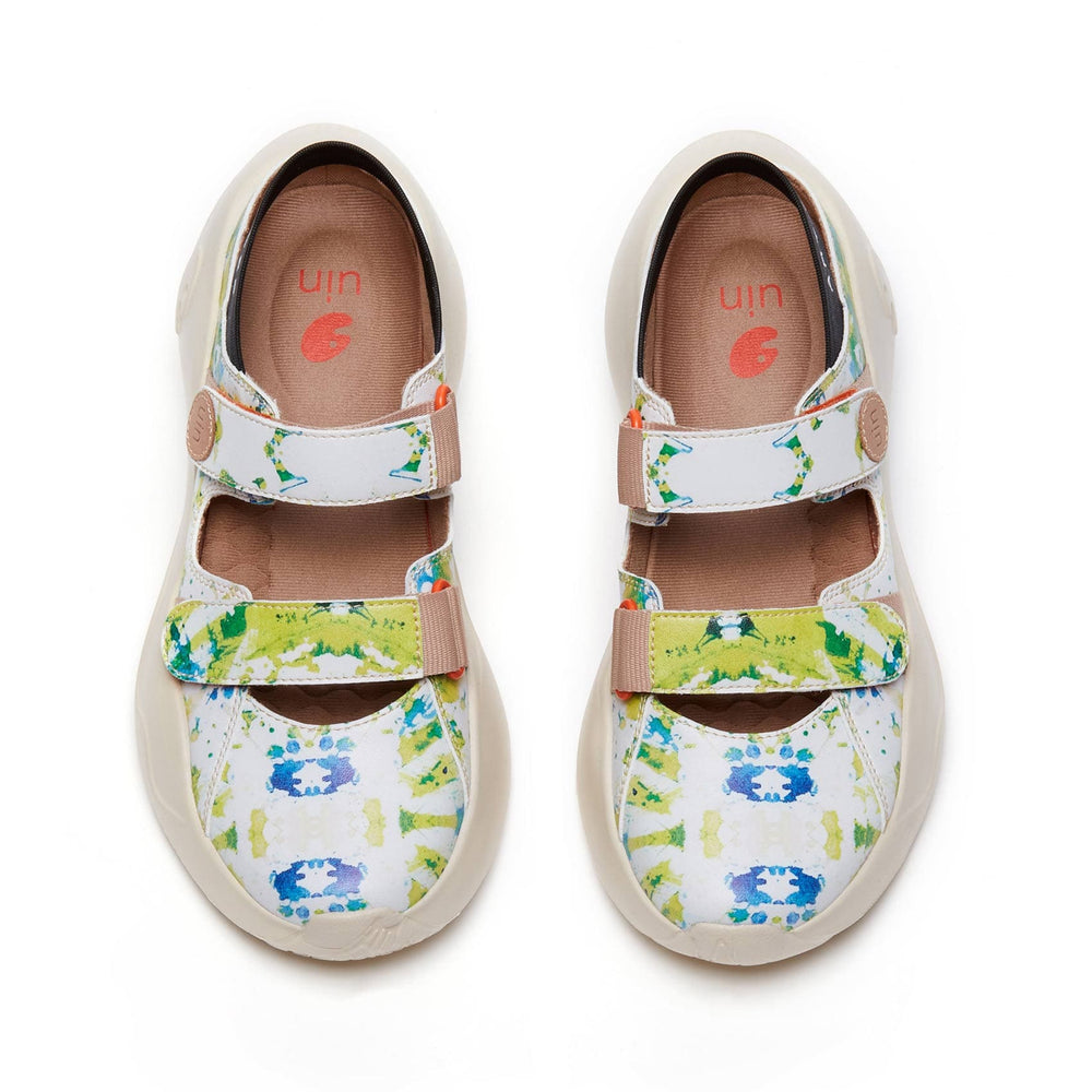 UIN Women Floral Suffusion San Sebastian III Women Canvas loafers
