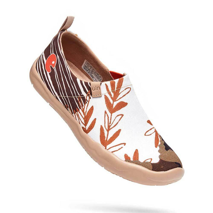 UIN Women Fluffy Kitty Canvas loafers