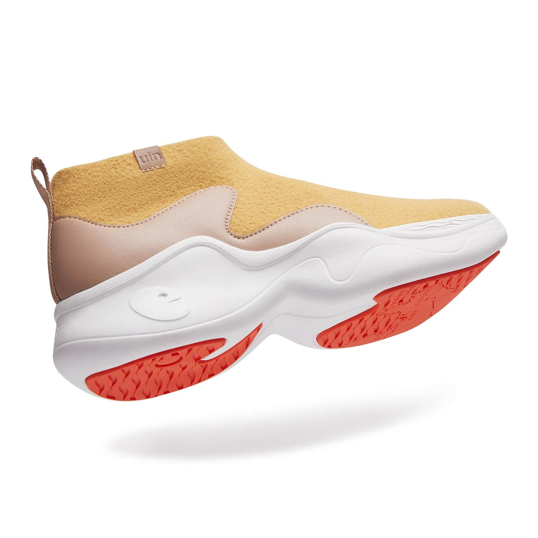 UIN Women Goldenrod Palma II Women Canvas loafers