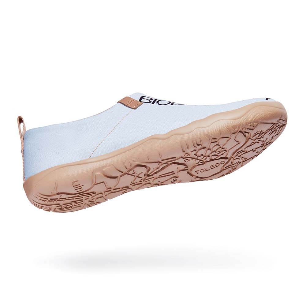 UIN Women Hopeful World Canvas loafers