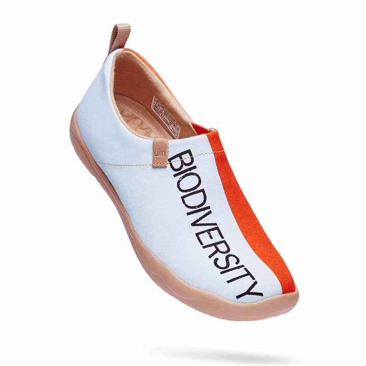UIN Women Hopeful World Canvas loafers