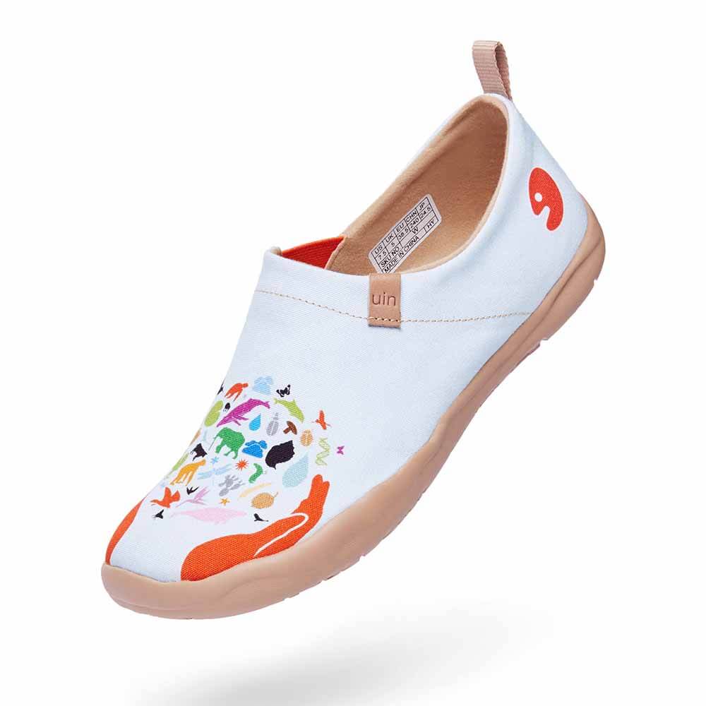 UIN Women Hopeful World Canvas loafers