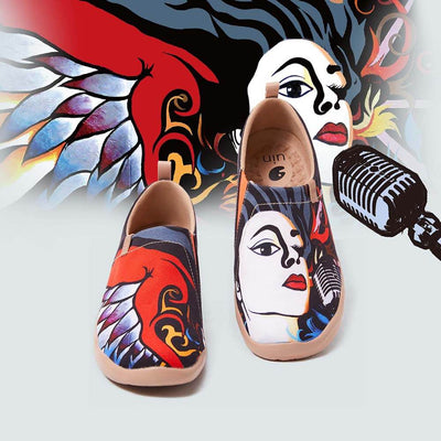 UIN Footwear Women I am A Singer Canvas loafers
