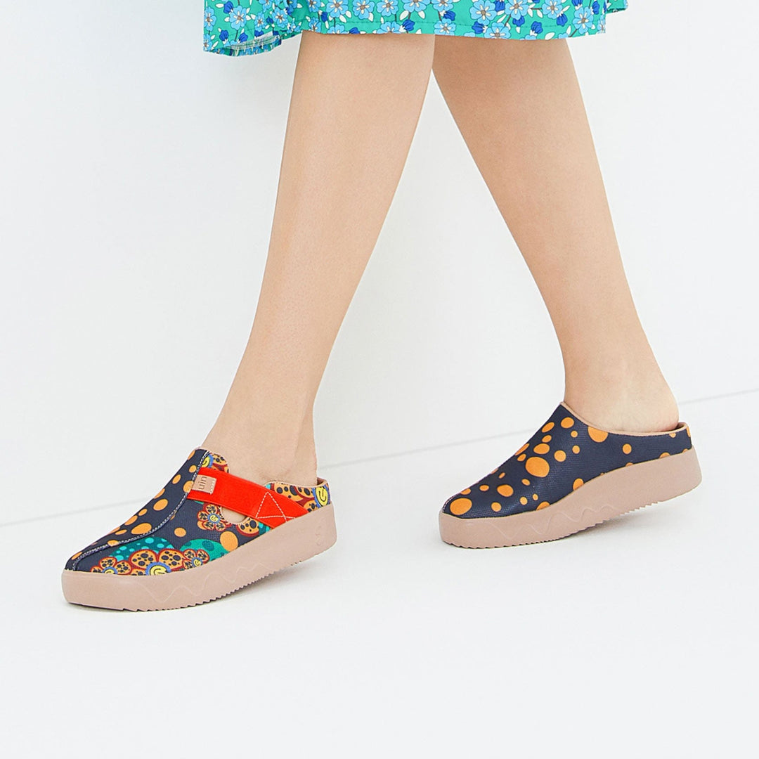UIN Women Infinite Fantasy III Fuerteventura III Women Canvas loafers