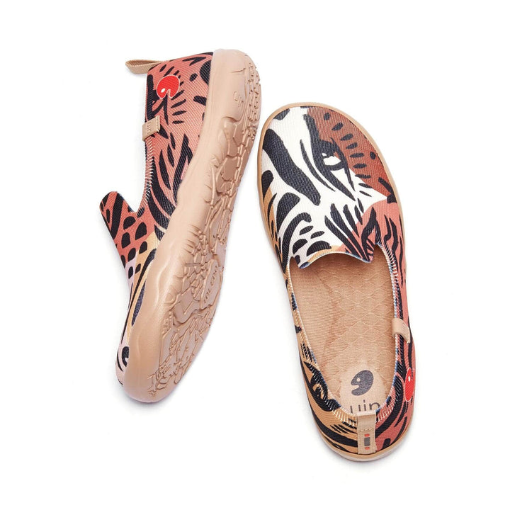 UIN Women Leopard's Eyes Barcelona Women Canvas loafers