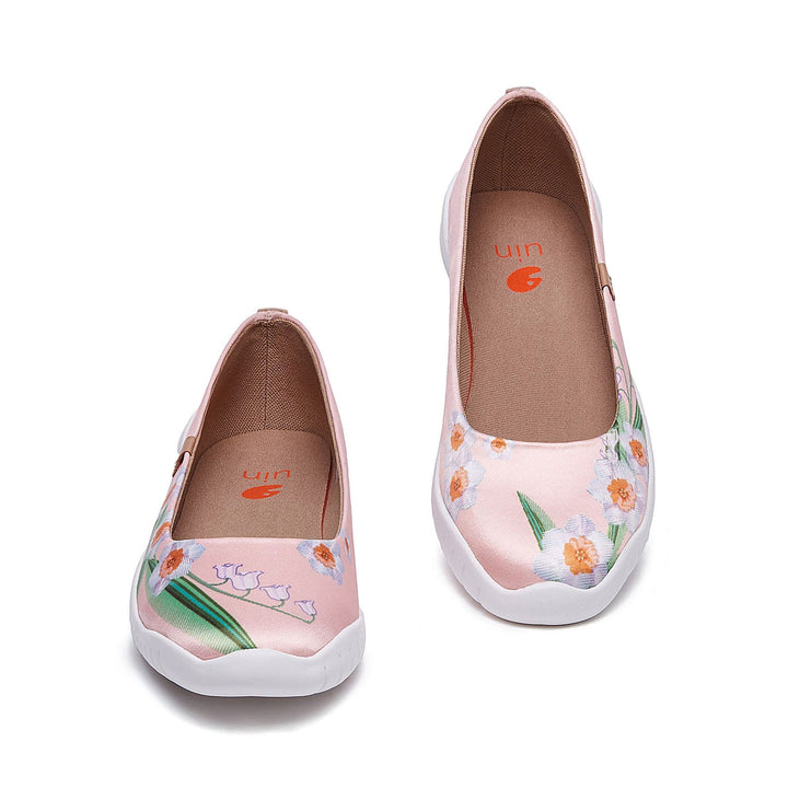 UIN Women Lily of the Valley 2 Minorca III Women Canvas loafers