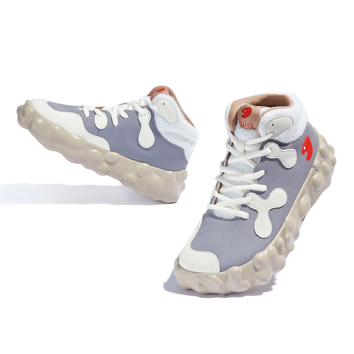 UIN Women Limestone Figueras III Women Canvas loafers