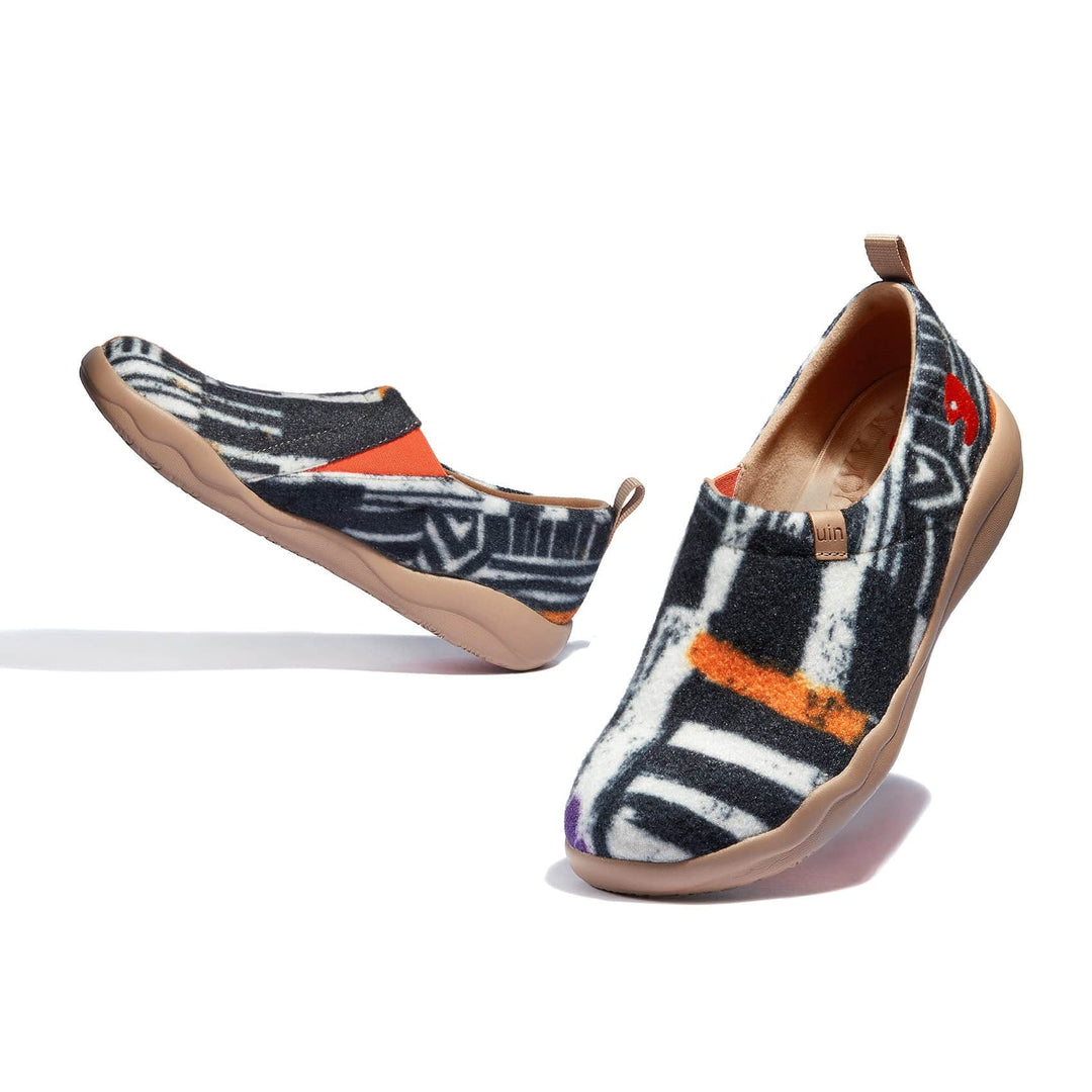 UIN Women Midnight Street Toledo II Women Canvas loafers