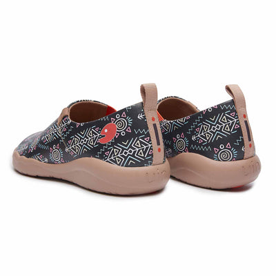 UIN Footwear Women Mok Toledo II Women Canvas loafers
