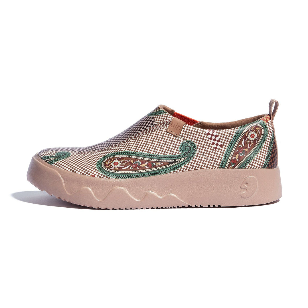 UIN Women Paisley Check II Toledo IX Women Canvas loafers