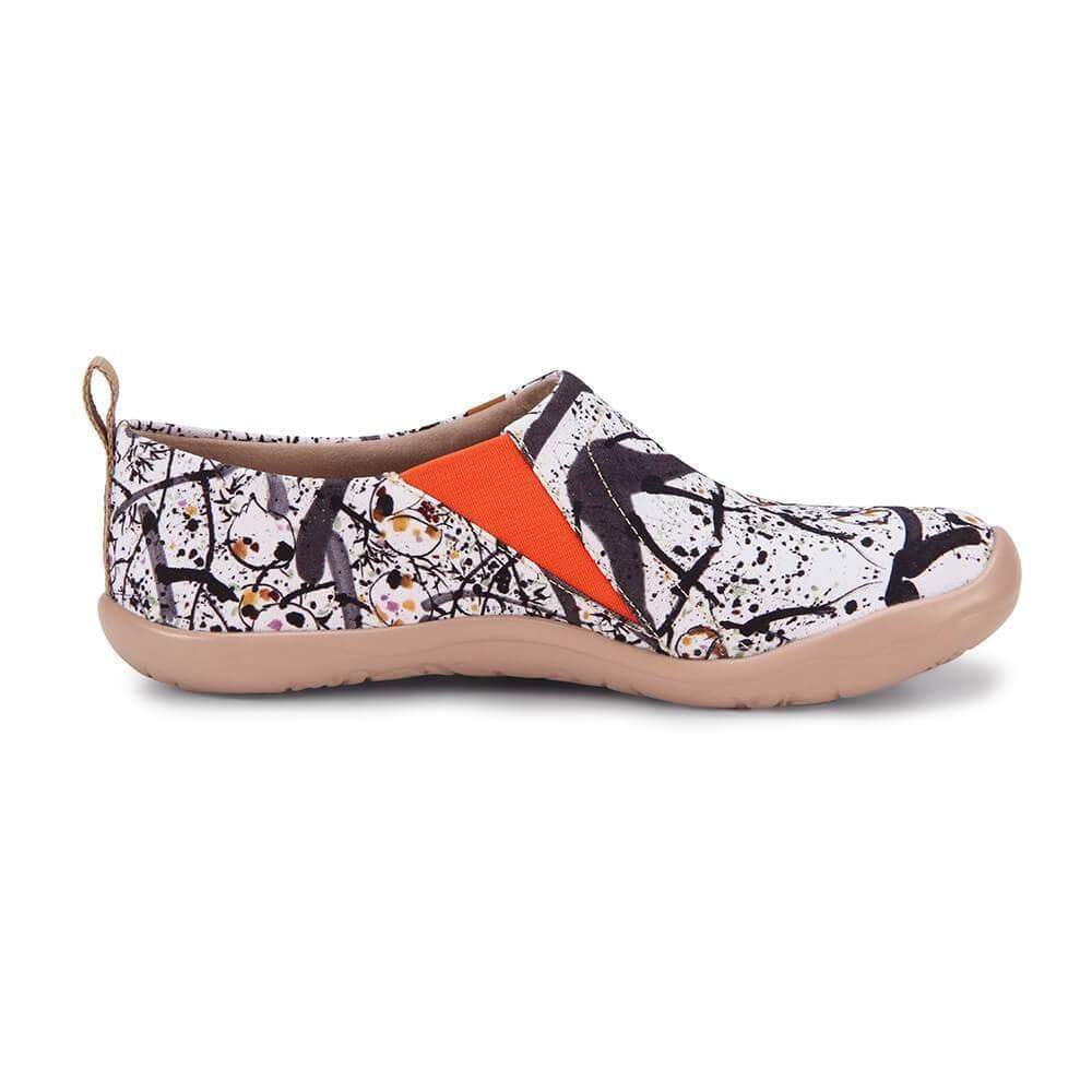 UIN Women POMEGRANATE Painted Canvas Lady Slip-on Shoes Canvas loafers