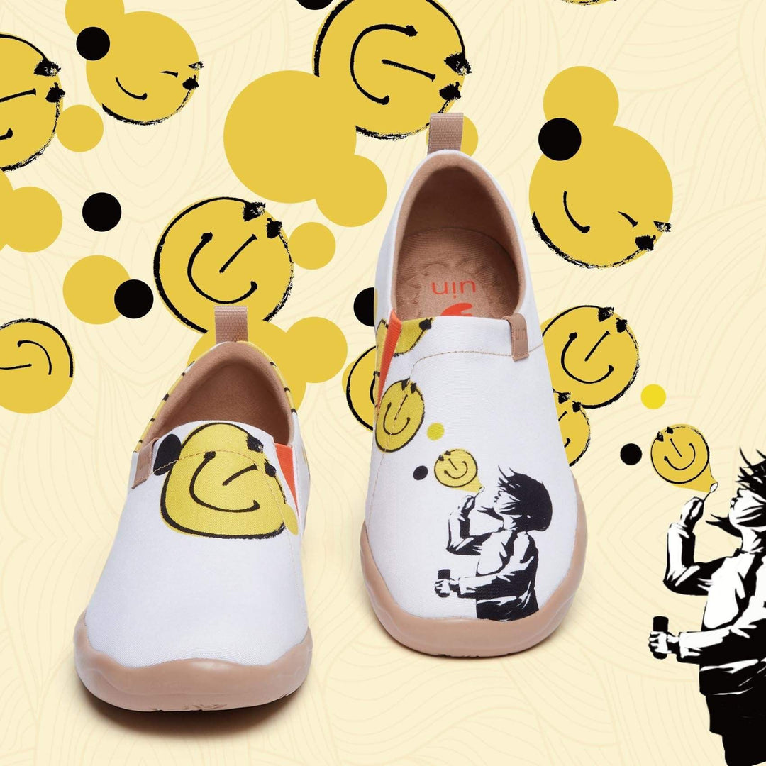 UIN Women Popping Happiness Toledo I Women Canvas loafers