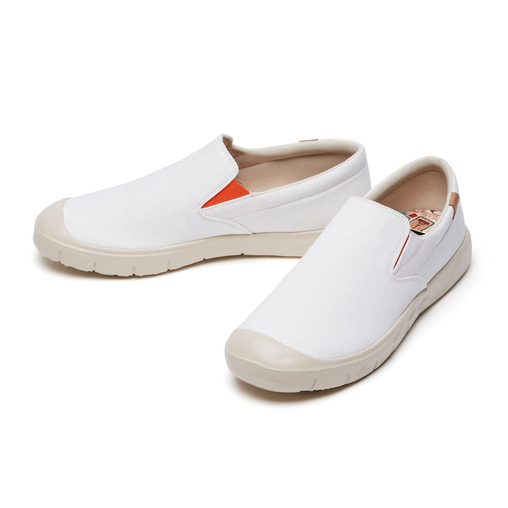 UIN Women Pure White Cardiz I Women Canvas loafers
