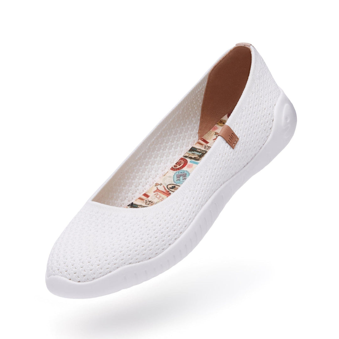 UIN Women Pure White Knitted Minorca III Women Canvas loafers