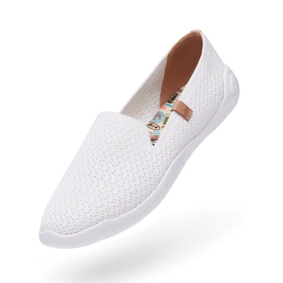 UIN Footwear Women Pure White Minorca II Women Canvas loafers