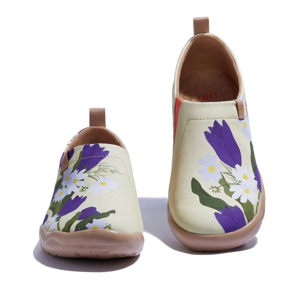 UIN Women Purple Tulips Toledo I Women Canvas loafers