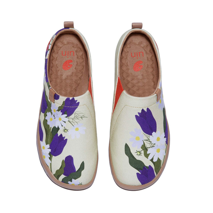 UIN Women Purple Tulips Toledo I Women Canvas loafers