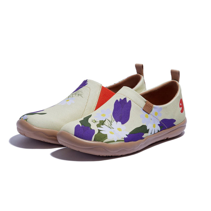 UIN Women Purple Tulips Toledo I Women Canvas loafers