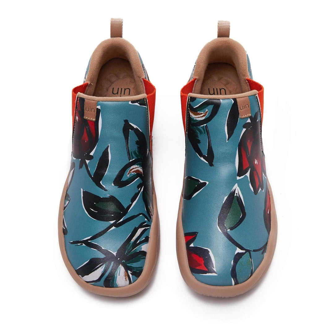 UIN Women Rose in Blue Women Canvas loafers
