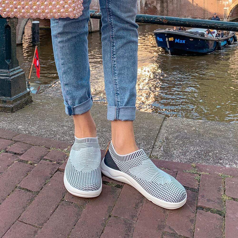 UIN Footwear Women Sicily Grey Canvas loafers