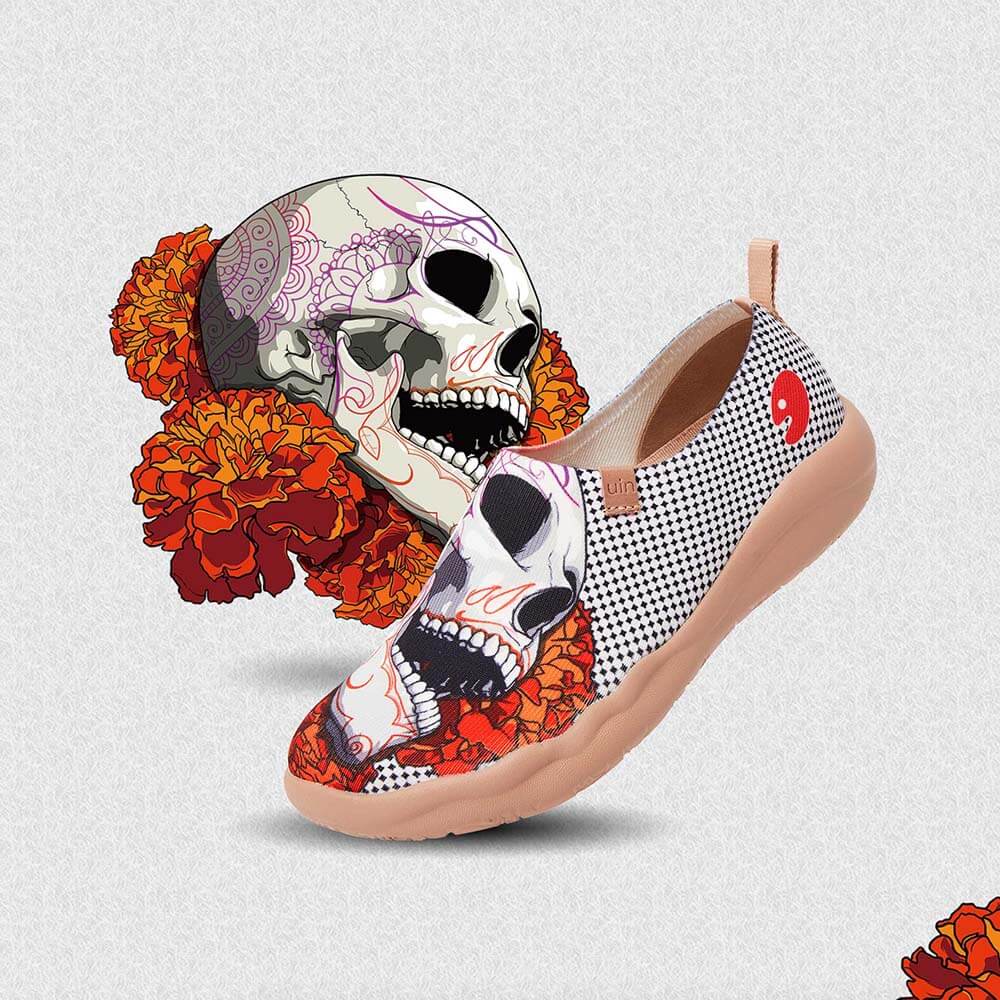 UIN Women Skeleton Women Canvas loafers