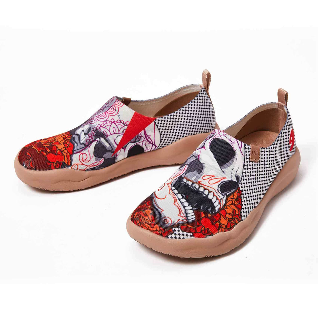 UIN Women Skeleton Women Canvas loafers