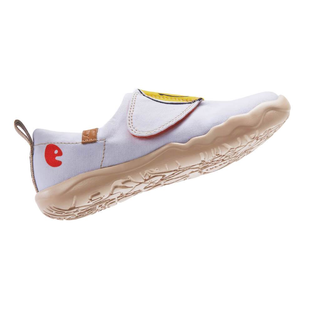 UIN Women Smiley Canvas loafers