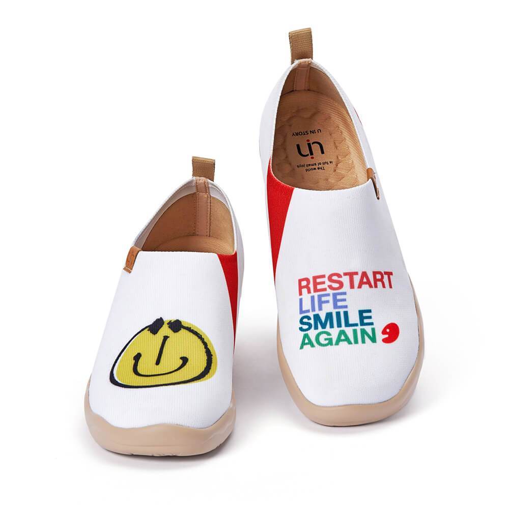 UIN Women Smiley Knitted Canvas loafers