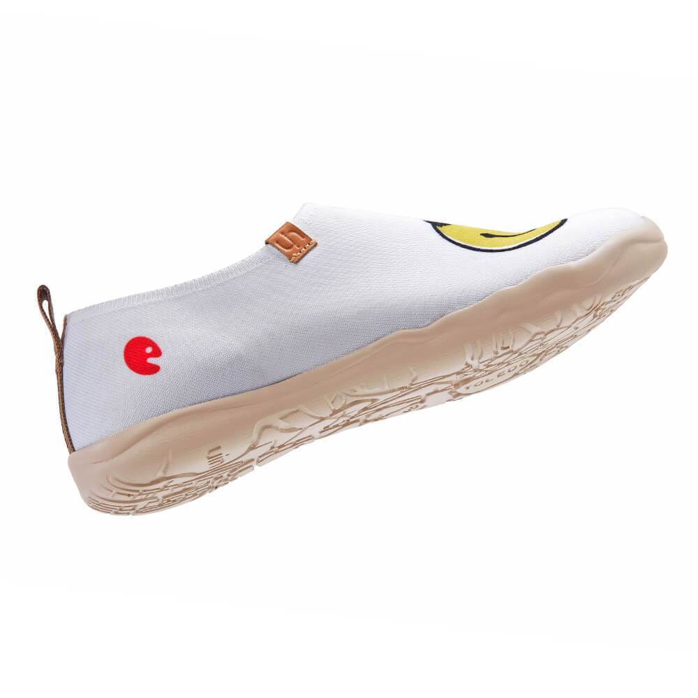 UIN Women Smiley Knitted Canvas loafers