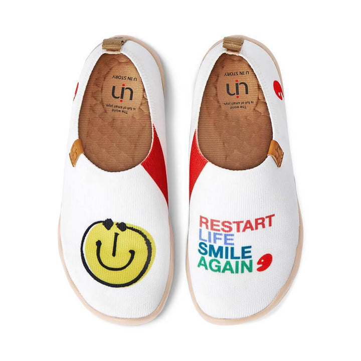 UIN Women Smiley Knitted Canvas loafers