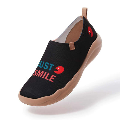 UIN Footwear Women Smiley Knitted Women Canvas loafers