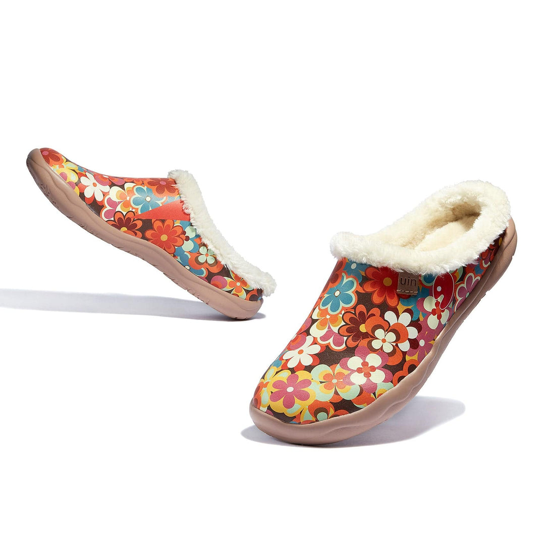 UIN Women Starry Garden Malaga Women Canvas loafers