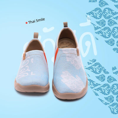 UIN Footwear Women Thai Smile II Canvas loafers