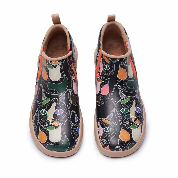 UIN Women The Cheetah Granada Women Canvas loafers