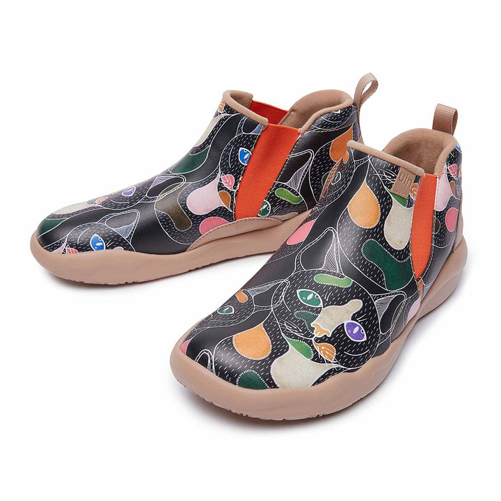 UIN Women The Cheetah Granada Women Canvas loafers