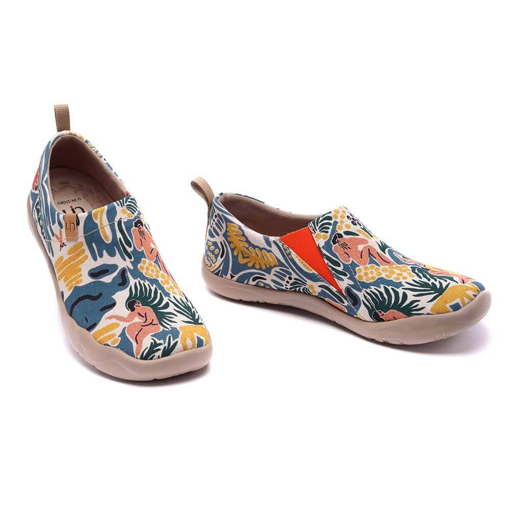 UIN Footwear Women The Dance Canvas loafers