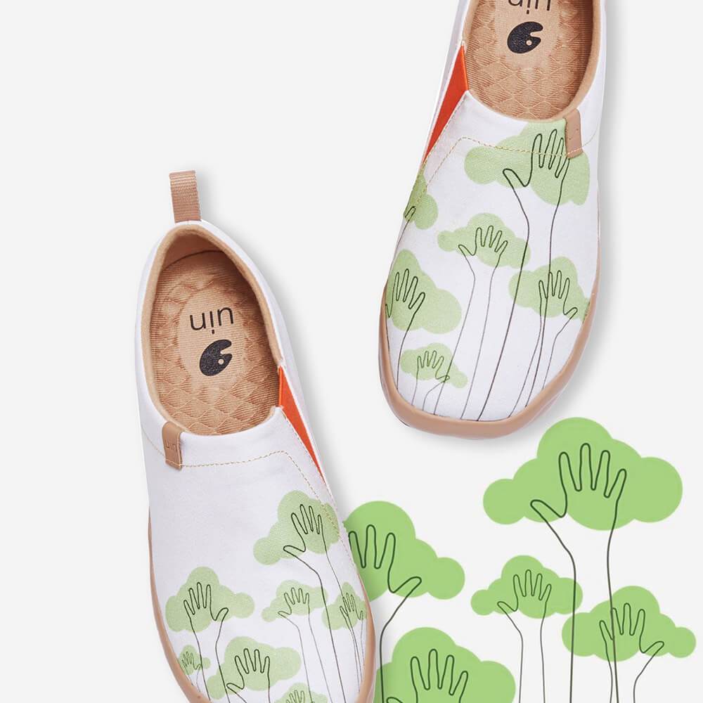 UIN Women Thriving Canvas loafers