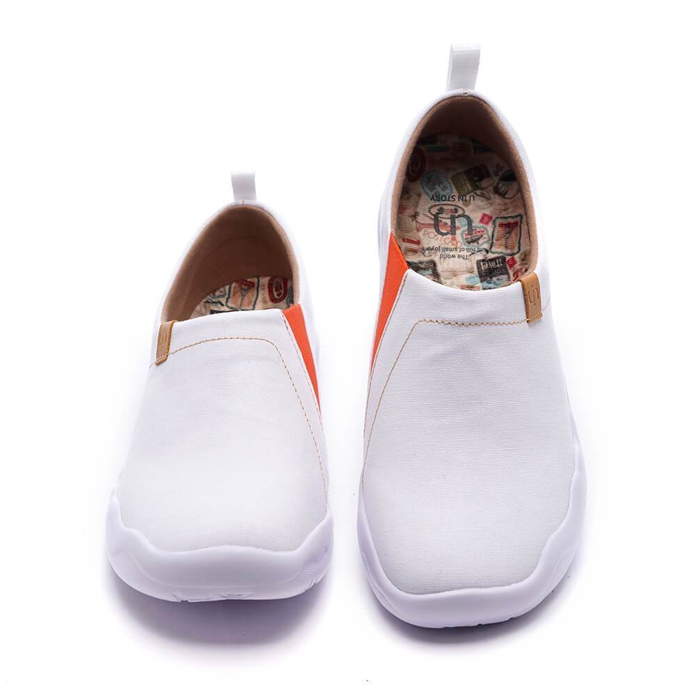 UIN Footwear Women Toledo White Canvas loafers