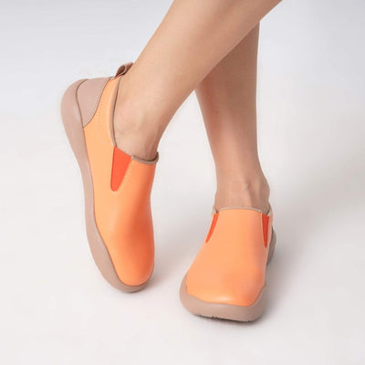 UIN Footwear Women Tomato Cuenca Women Canvas loafers