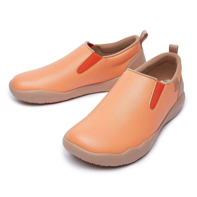 UIN Footwear Women Tomato Cuenca Women Canvas loafers